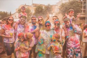 Fiesta holi Pallejà